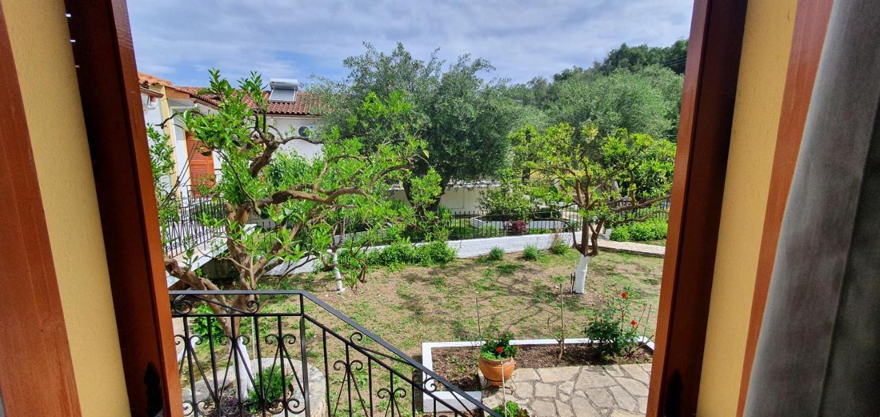 Aphrodite Studios & Apt With Pool Lákka Exteriér fotografie